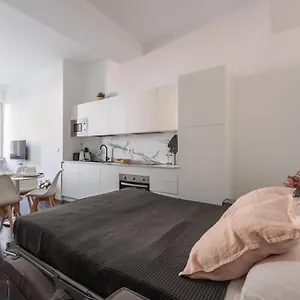 We - Bandello House, Corso Magenta , Milano Italia